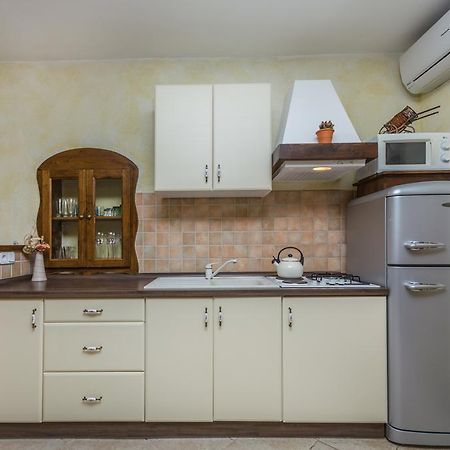 Apartment Velenik D&I โปเรช ภายนอก รูปภาพ